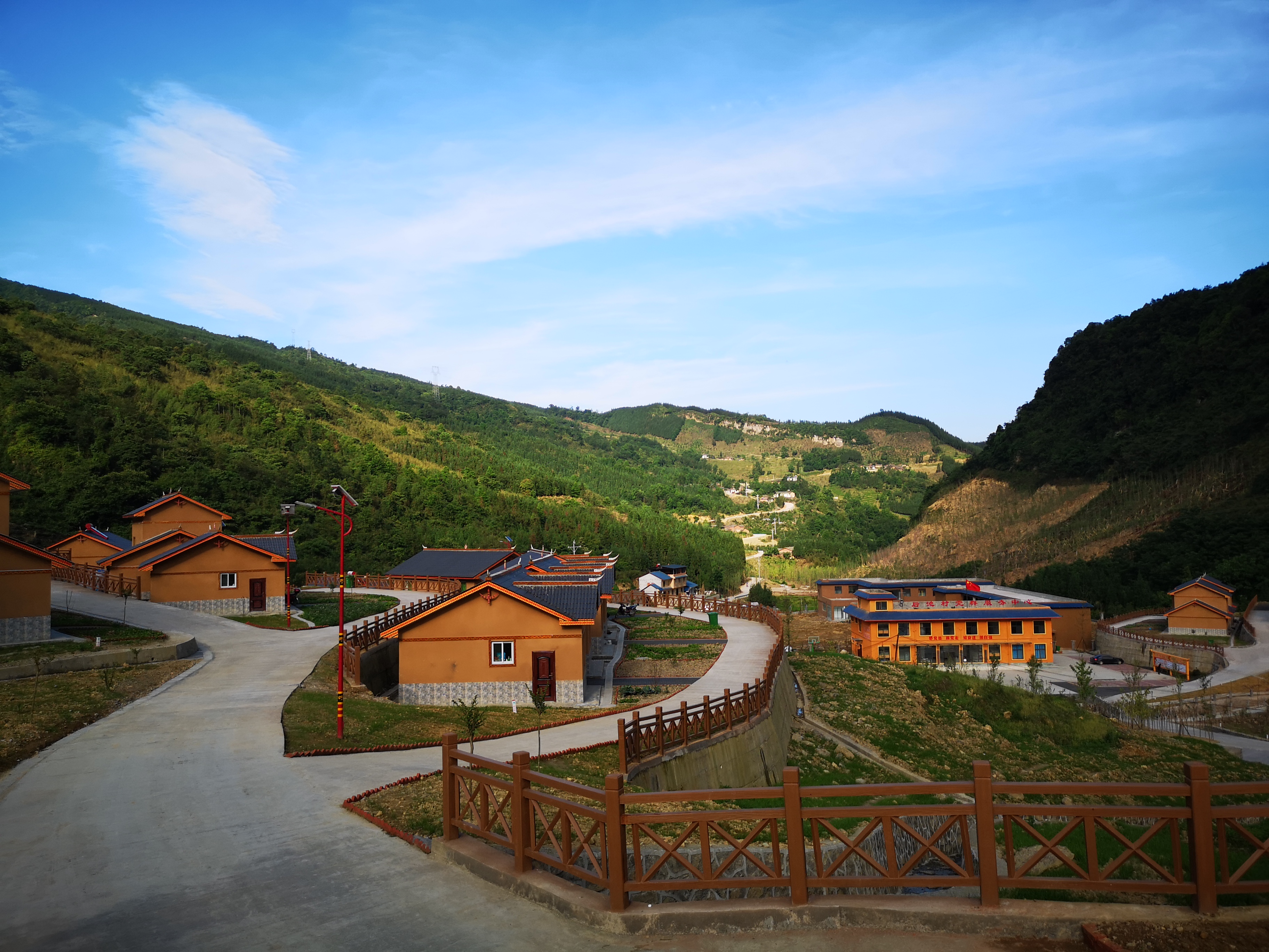 捐資298萬元定點幫扶馬邊縣后池村